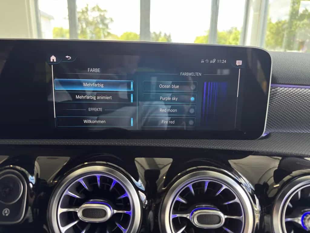 Mercedes-Benz A 200 Progressive LED*RFK*NIGHTPAKET*AMBIENTE 06/2018-photo-17