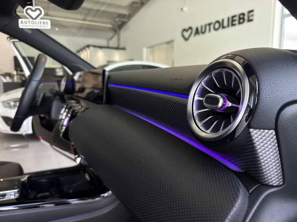 Mercedes-Benz A 200 Progressive LED*RFK*NIGHTPAKET*AMBIENTE 06/2018-photo-20