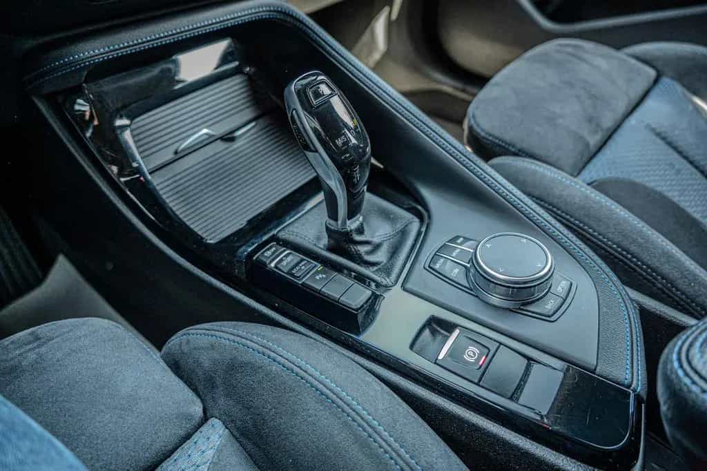 BMW X1 18i sDrive M-SPORT HUD|AHK|LED|SHZ|LHZ|H/K 12/2018-photo-16