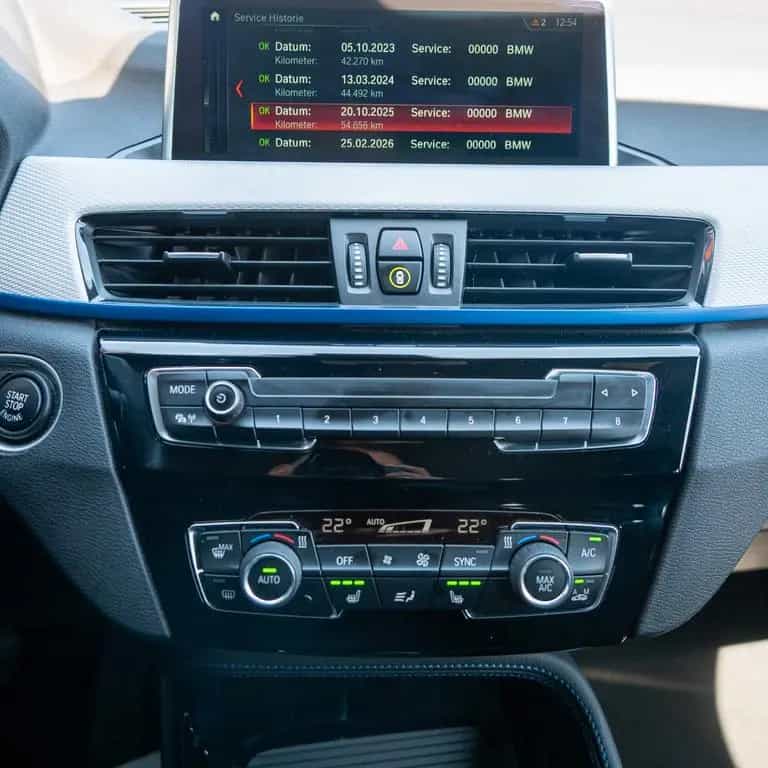 BMW X1 18i sDrive M-SPORT HUD|AHK|LED|SHZ|LHZ|H/K 12/2018-photo-17