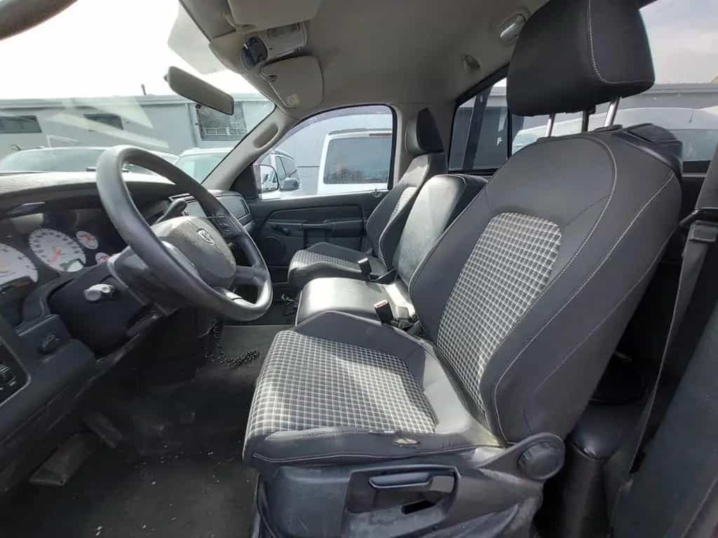 Dodge RAM 07/2004-photo-14
