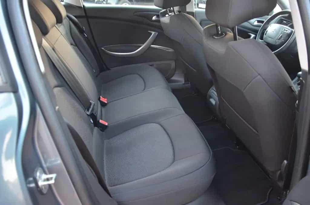 Citroën C5 Lim. Style 1.8 Klimaautomatik Tüv neu 09/2010-photo-12