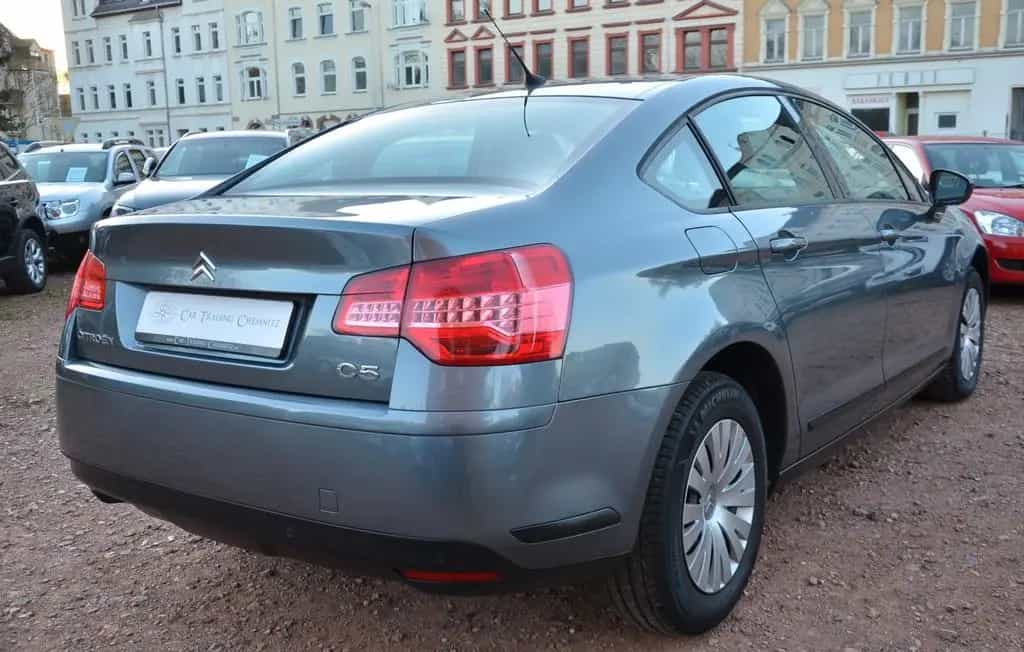 Citroën C5 Lim. Style 1.8 Klimaautomatik Tüv neu 09/2010-photo-4