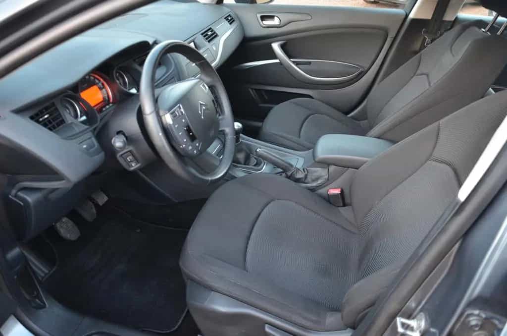 Citroën C5 Lim. Style 1.8 Klimaautomatik Tüv neu 09/2010-photo-8
