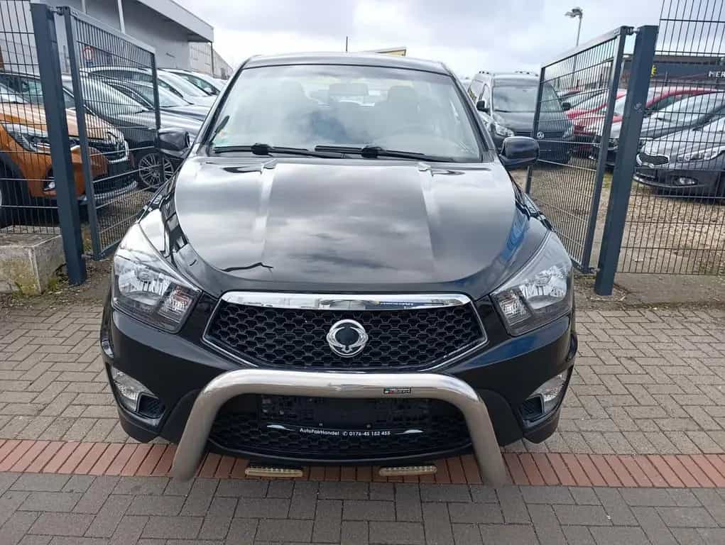 Ssangyong Actyon Sports Quatrz 4WD*TÜV NEU*AHK2300KG* 11/2015-photo-12