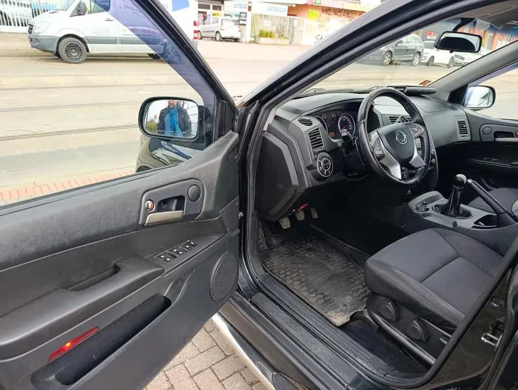 Ssangyong Actyon Sports Quatrz 4WD*TÜV NEU*AHK2300KG* 11/2015-photo-14
