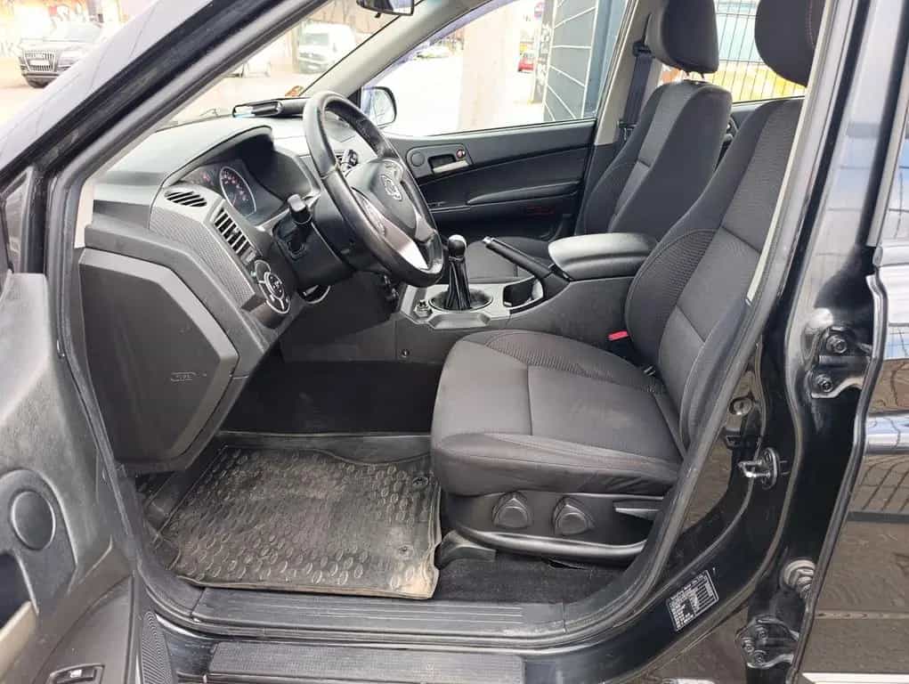 Ssangyong Actyon Sports Quatrz 4WD*TÜV NEU*AHK2300KG* 11/2015-photo-17