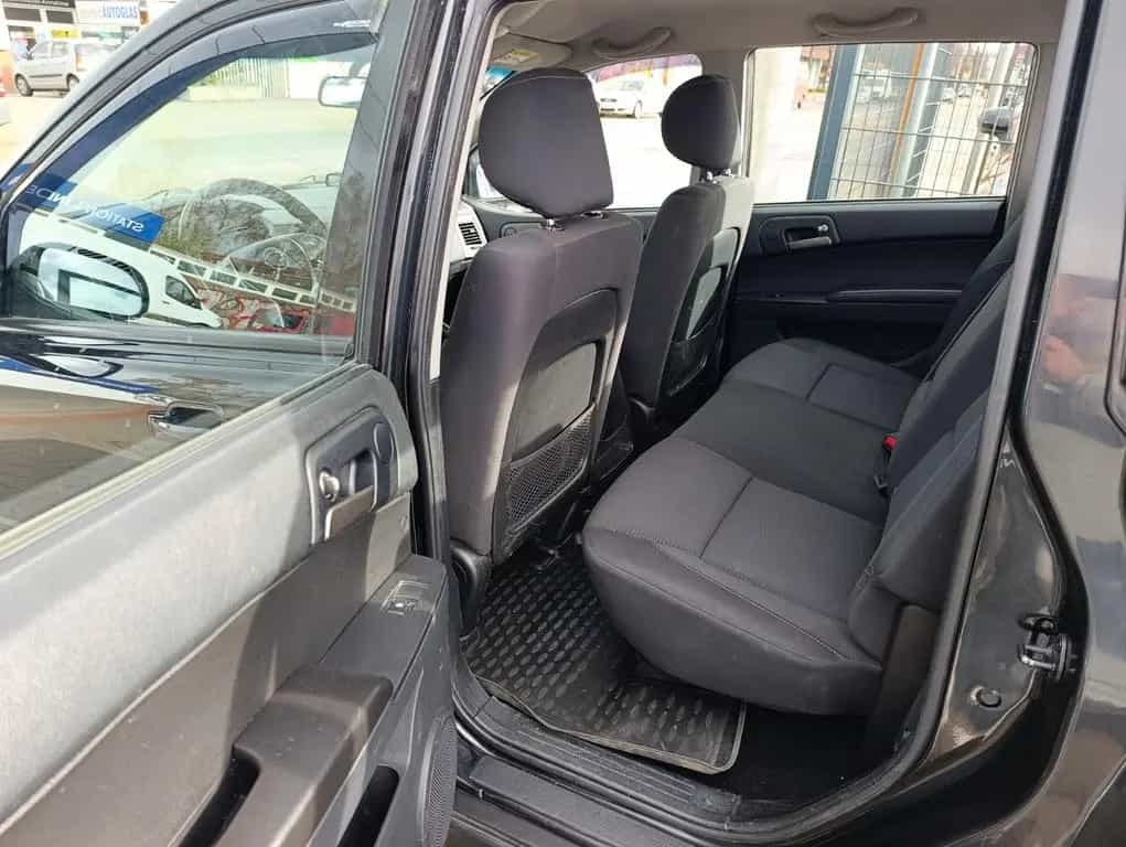 Ssangyong Actyon Sports Quatrz 4WD*TÜV NEU*AHK2300KG* 11/2015-photo-28
