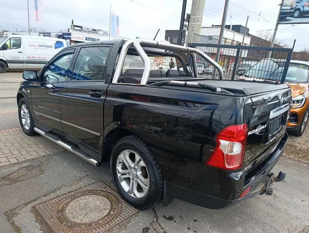 Ssangyong Actyon Sports Quatrz 4WD*TÜV NEU*AHK2300KG* 11/2015-photo-3