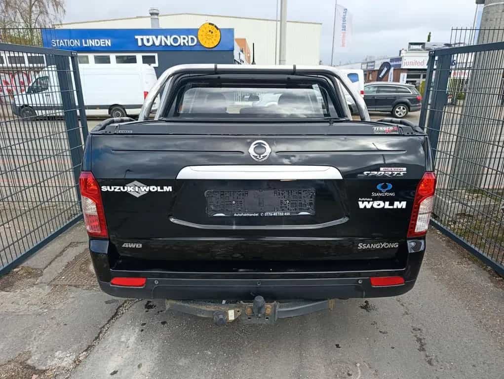 Ssangyong Actyon Sports Quatrz 4WD*TÜV NEU*AHK2300KG* 11/2015-photo-4
