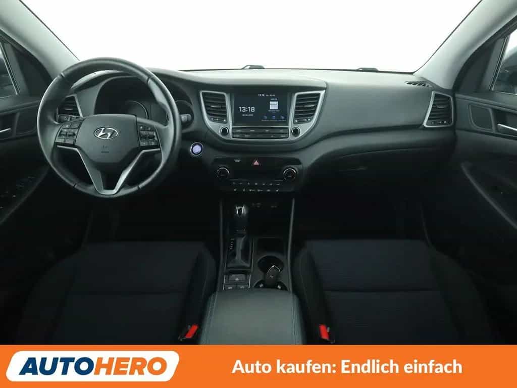 Hyundai Tucson 1.6 TGDI Style 2WD Aut*NAVI*TEMPO*CAM*PDC 01/2018-photo-11