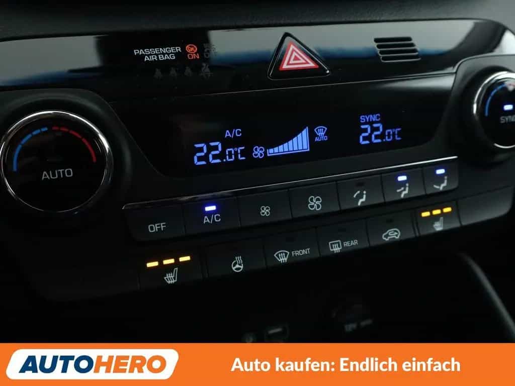 Hyundai Tucson 1.6 TGDI Style 2WD Aut*NAVI*TEMPO*CAM*PDC 01/2018-photo-23