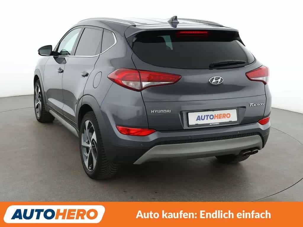 Hyundai Tucson 1.6 TGDI Style 2WD Aut*NAVI*TEMPO*CAM*PDC 01/2018-photo-3