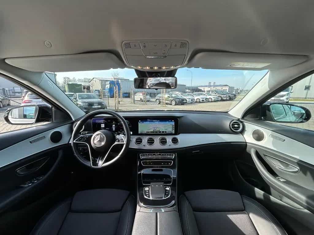 Mercedes-Benz E-Class d T Avantgarde Autom. Night Widescreen MBUX 05/2022-photo-18