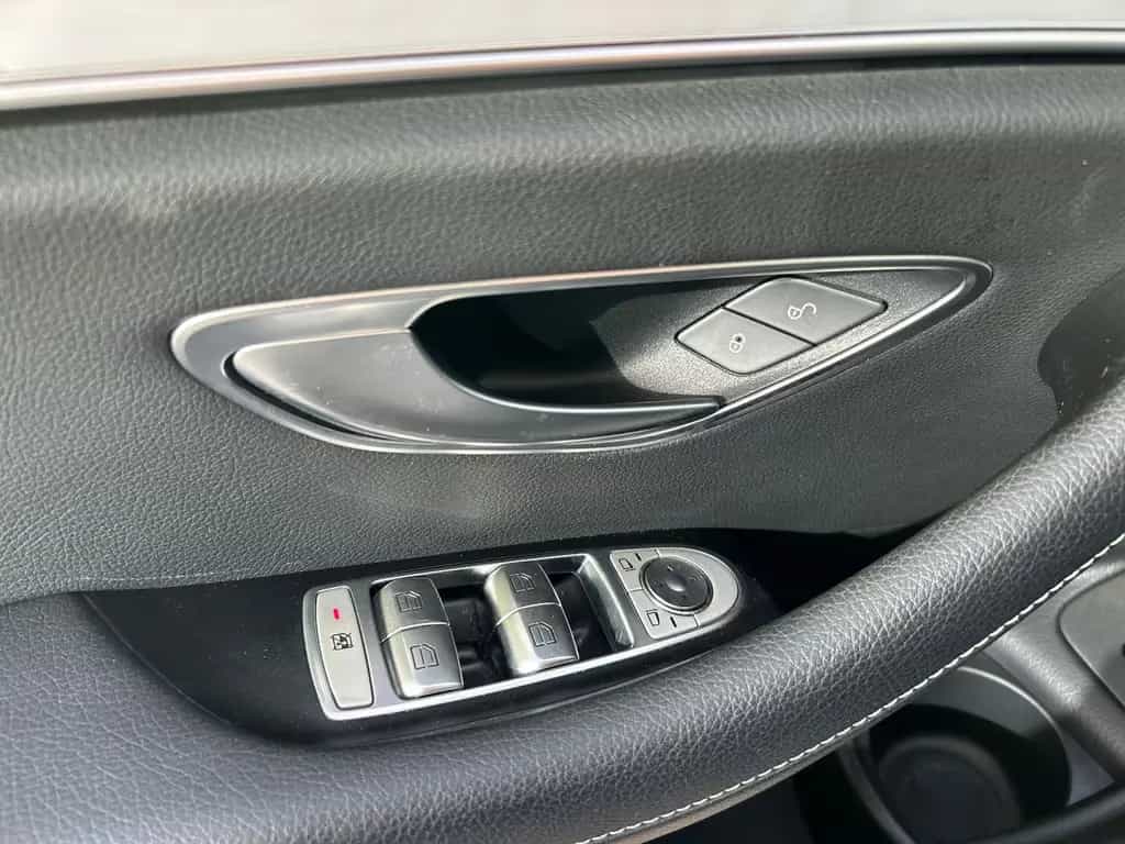 Mercedes-Benz E-Class d T Avantgarde Autom. Night Widescreen MBUX 05/2022-photo-20