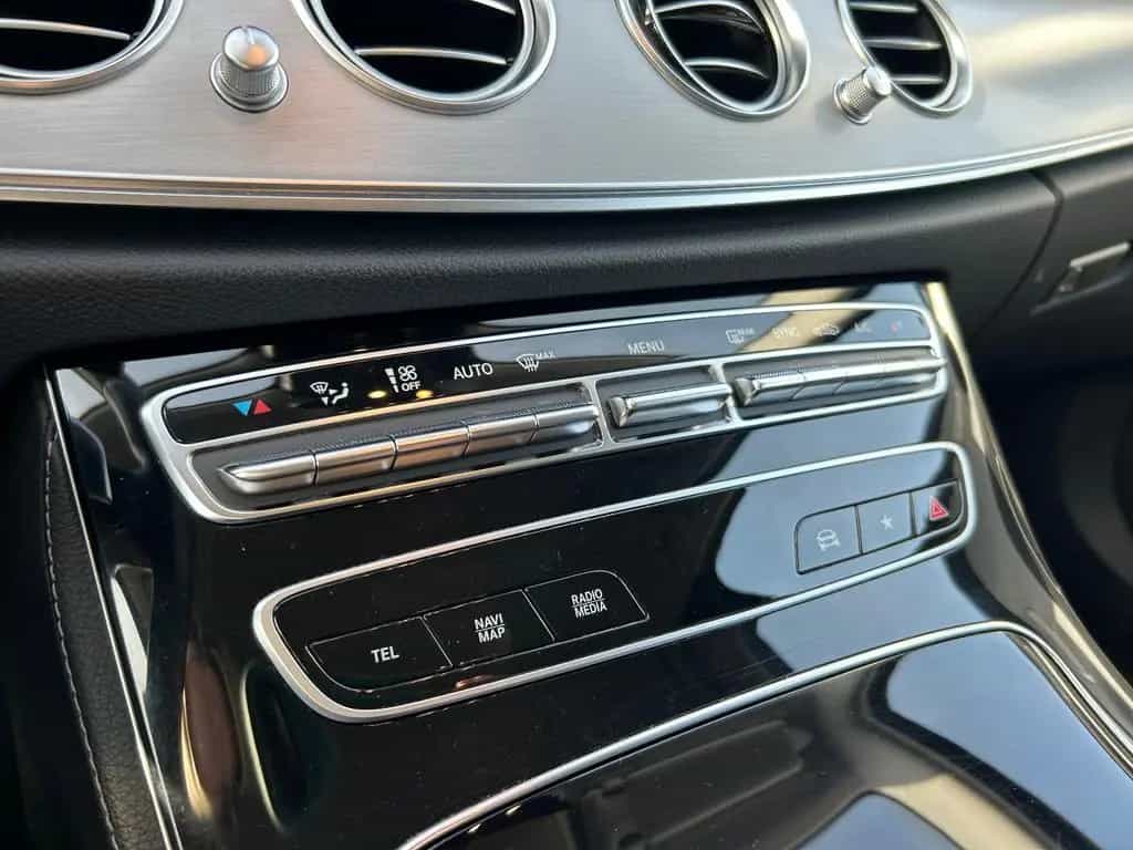 Mercedes-Benz E-Class d T Avantgarde Autom. Night Widescreen MBUX 05/2022-photo-29