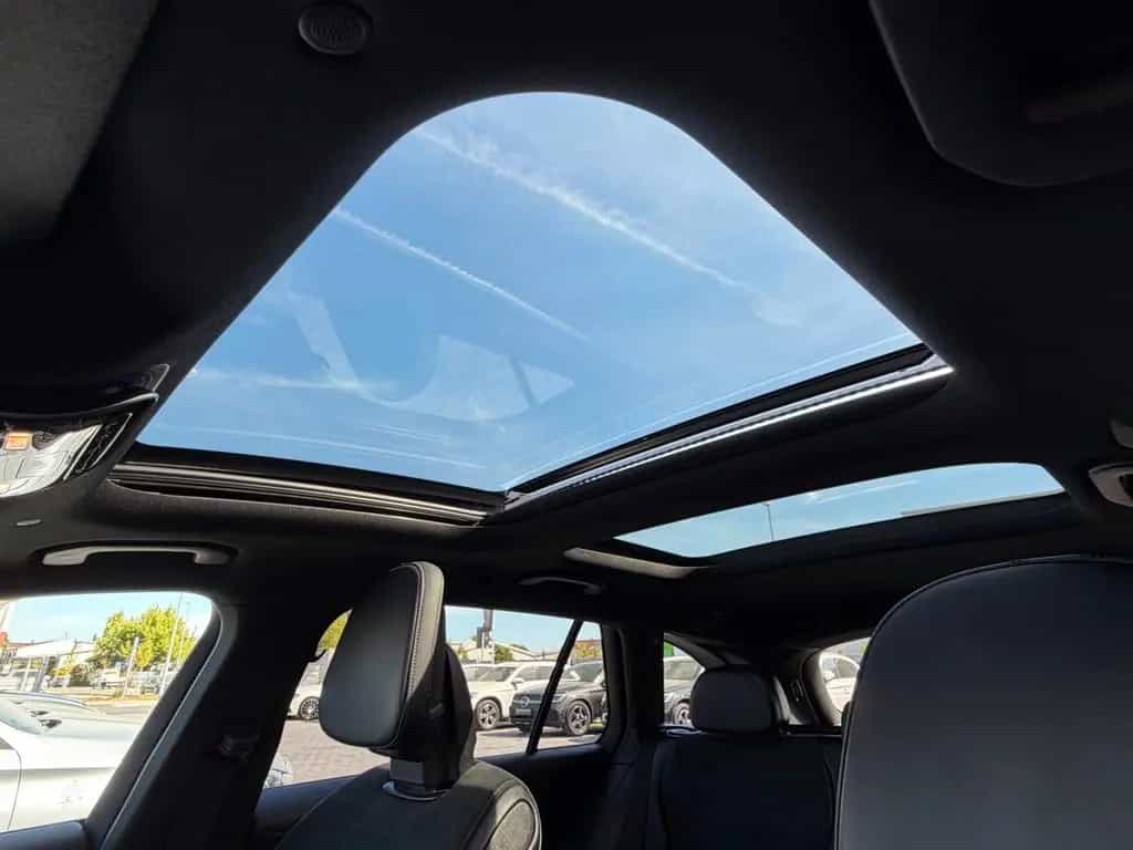 Mercedes-Benz C-Class T d*AMG*PANO*DigLicht*360*AHK*Dist+*Memory 01/2023-photo-14