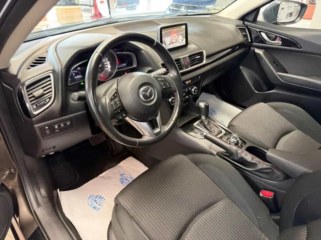 Mazda 3 Lim. Center-Line 07/2014-photo-6