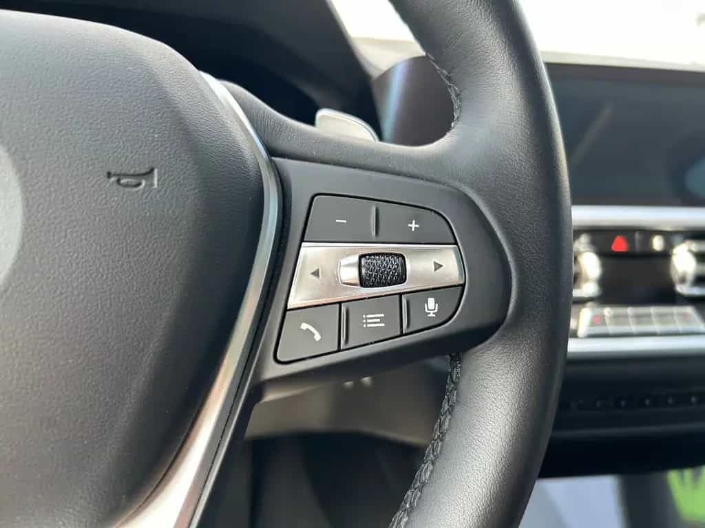 BMW 3 Series d SportLine Autom. LED AHK Navi HUD Pano 17" 09/2020-photo-25