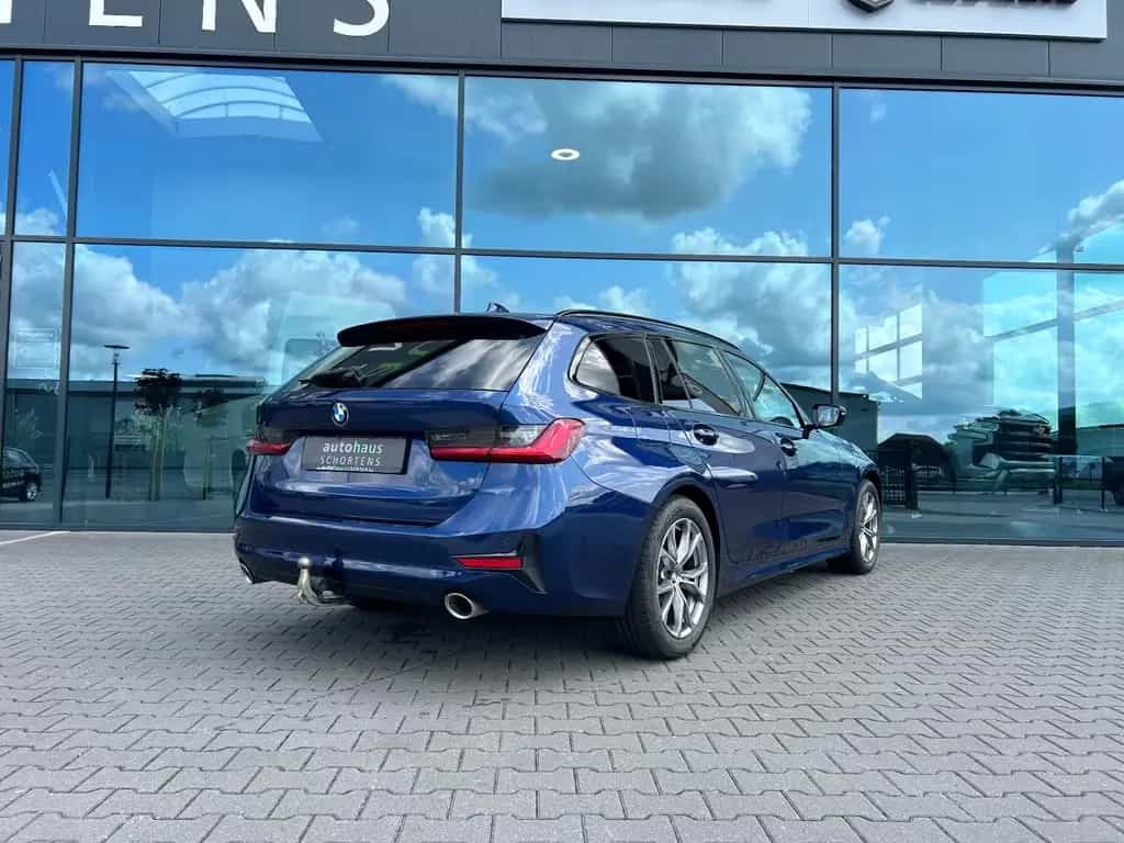BMW 3 Series d SportLine Autom. LED AHK Navi HUD Pano 17" 09/2020-photo-35