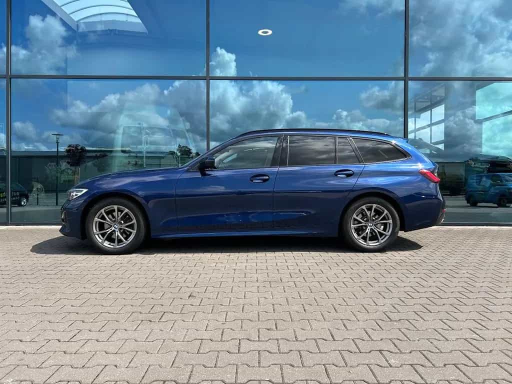 BMW 3 Series d SportLine Autom. LED AHK Navi HUD Pano 17" 09/2020-photo-38