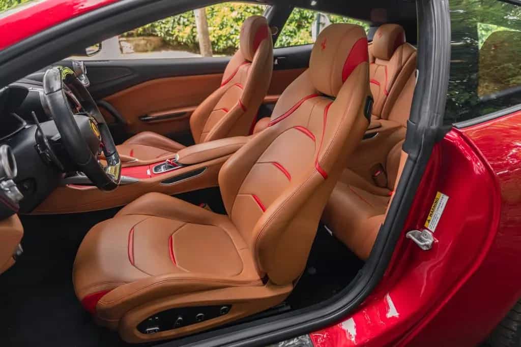 Ferrari GTC4Lusso 6.3 V12 DCT 01/2018-photo-20