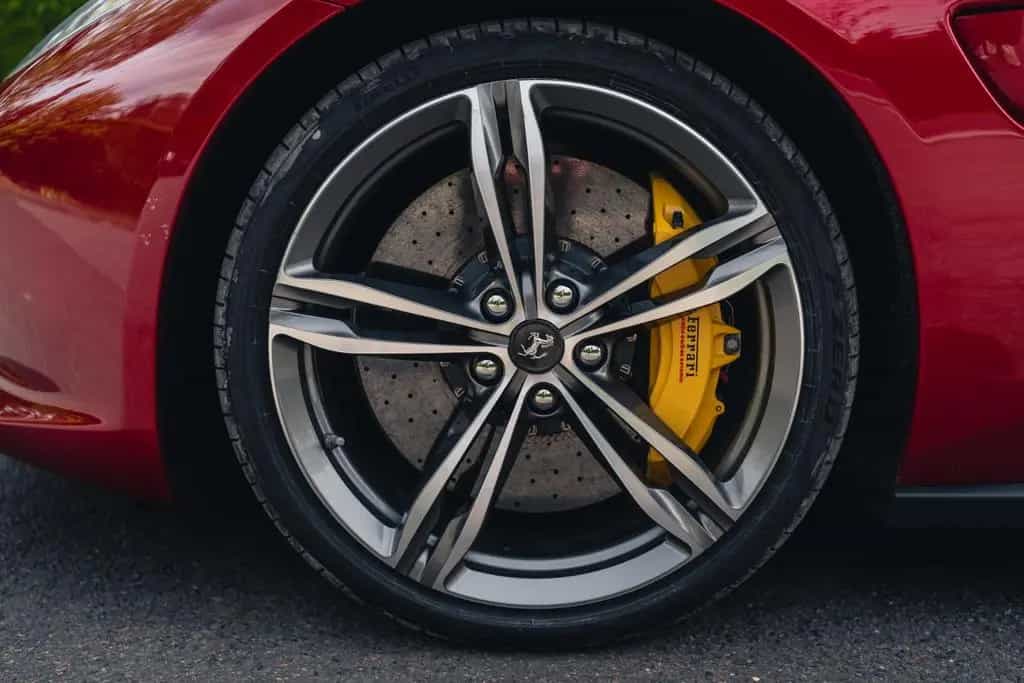 Ferrari GTC4Lusso 6.3 V12 DCT 01/2018-photo-22