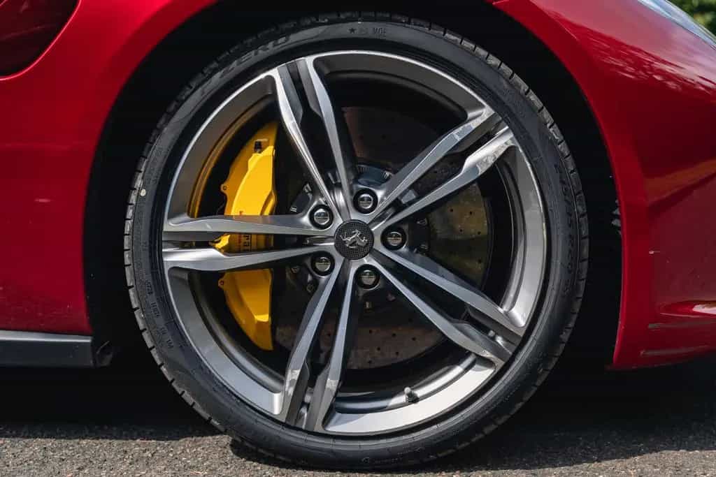 Ferrari GTC4Lusso 6.3 V12 DCT 01/2018-photo-24