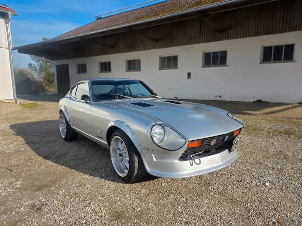 Datsun 240Z 08/1974-photo-10