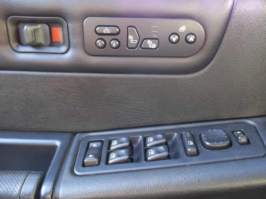 Hummer H2 6.0 V8 Sehr Gepflegt 12/2005-photo-19