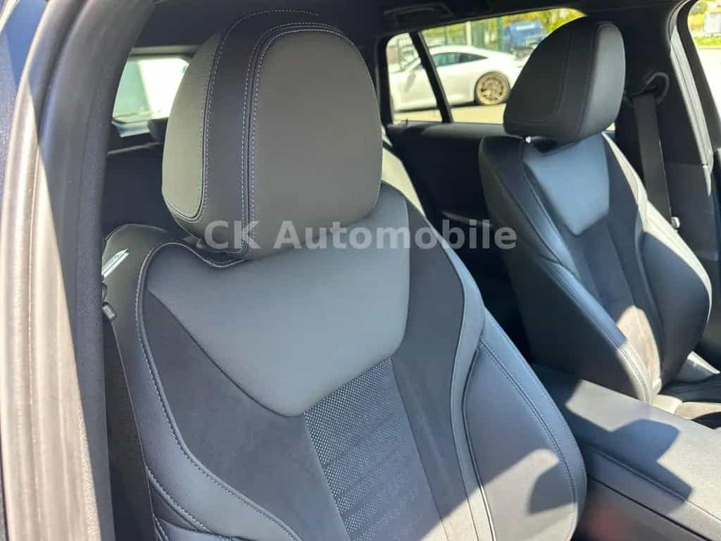 BMW 3 Series 320d Touring M-Sport Facelift/Shadow-Line/Navi 10/2022-photo-23