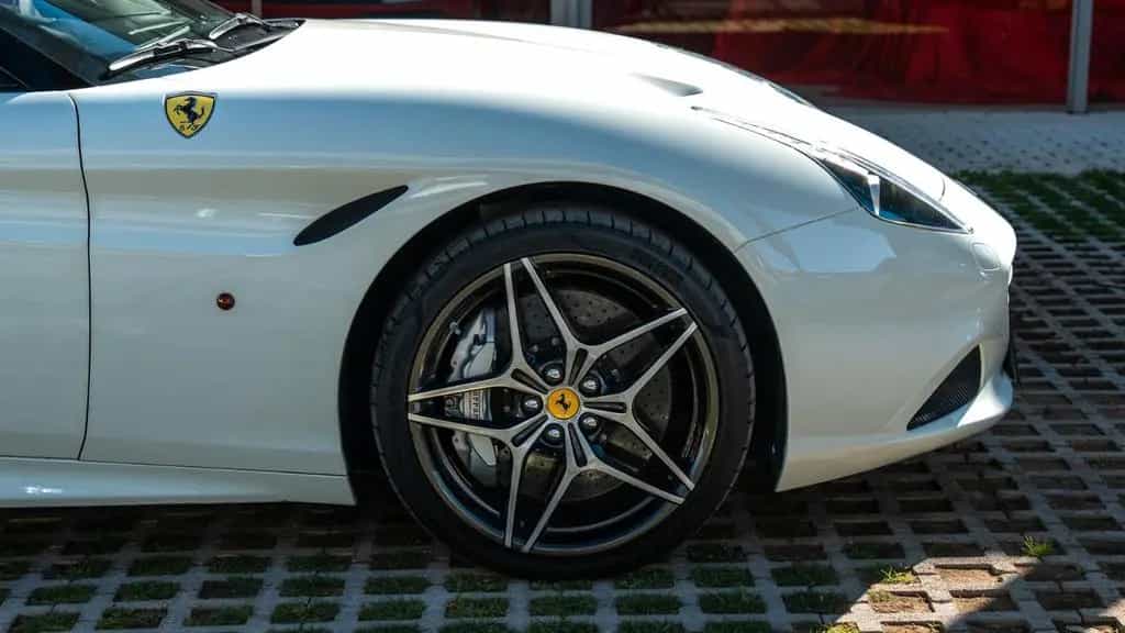 Ferrari California 3.9 V8 T 4-Sitzer 09/2014-photo-10