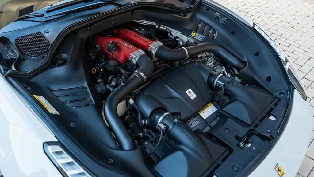 Ferrari California 3.9 V8 T 4-Sitzer 09/2014-photo-14