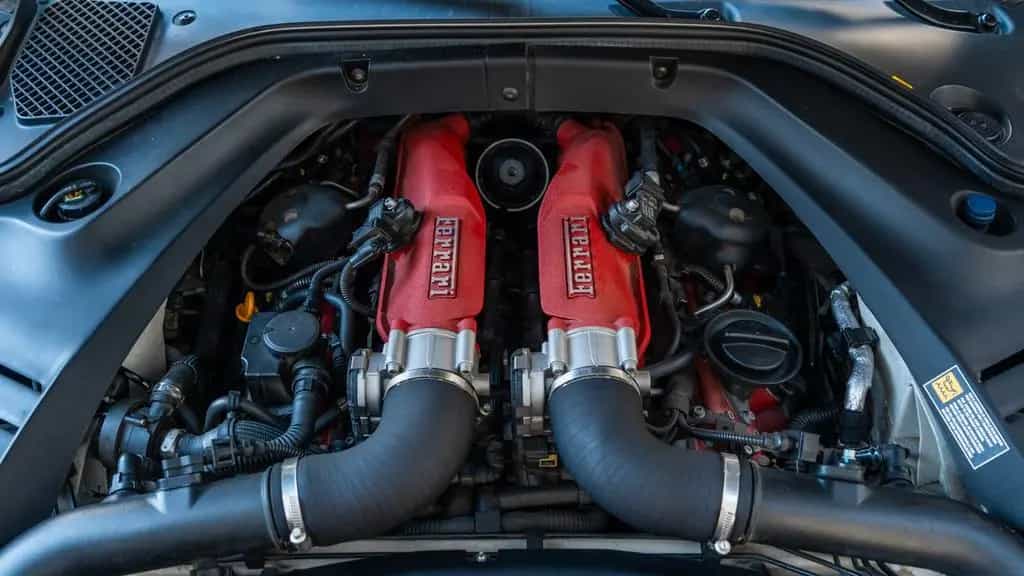 Ferrari California 3.9 V8 T 4-Sitzer 09/2014-photo-16