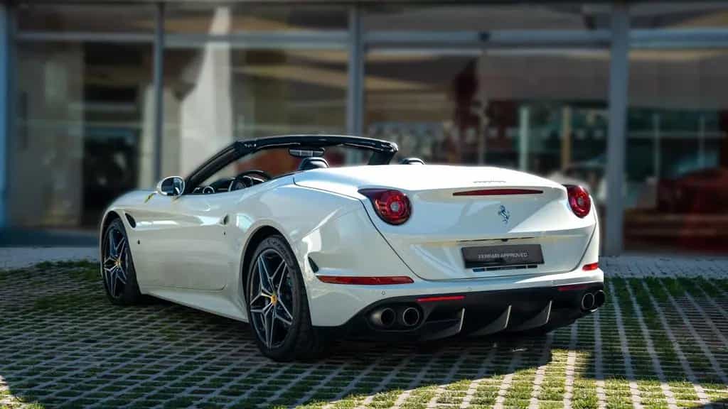 Ferrari California 3.9 V8 T 4-Sitzer 09/2014-photo-4
