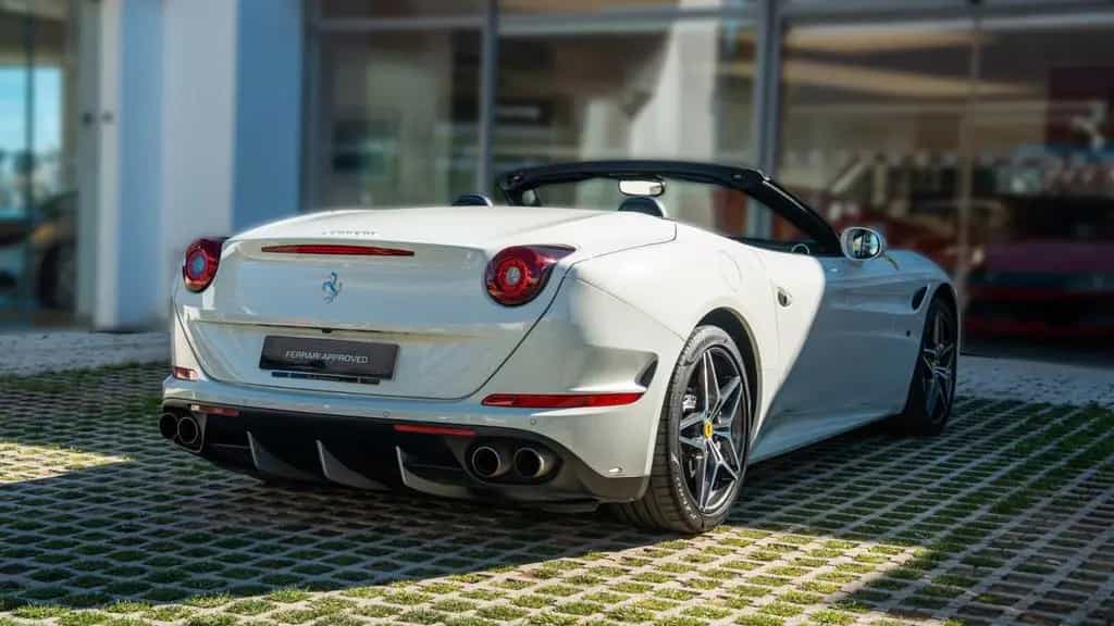 Ferrari California 3.9 V8 T 4-Sitzer 09/2014-photo-6