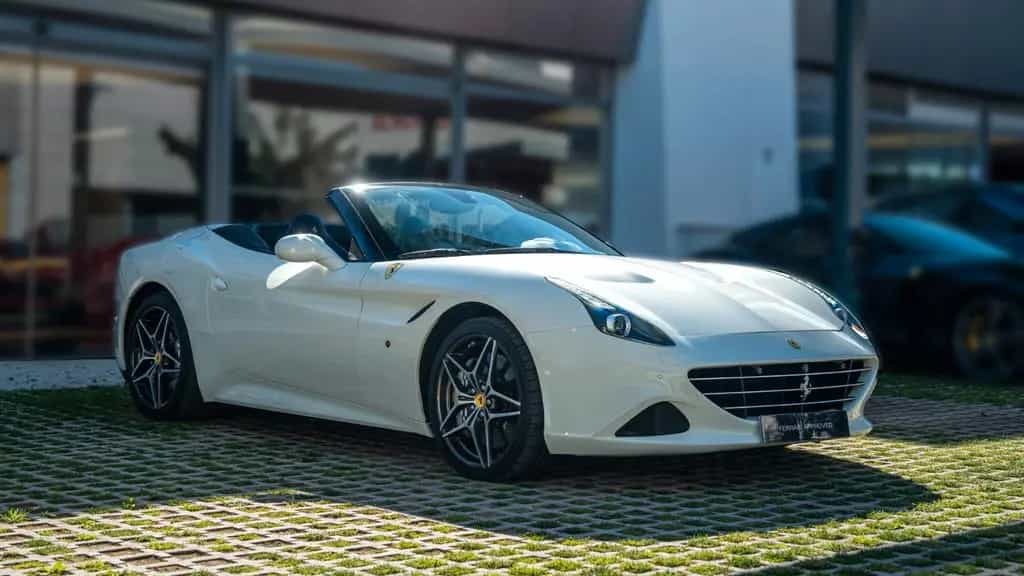 Ferrari California 3.9 V8 T 4-Sitzer 09/2014-photo-8