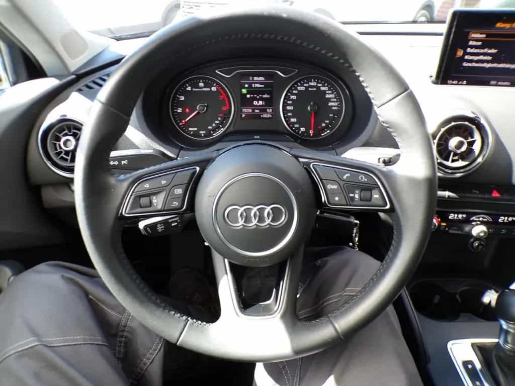 Audi A3 SPORTBACK 1.5TFSI*S-TRONIC*DESIGN*ACC*AHK*LED 02/2019-photo-11