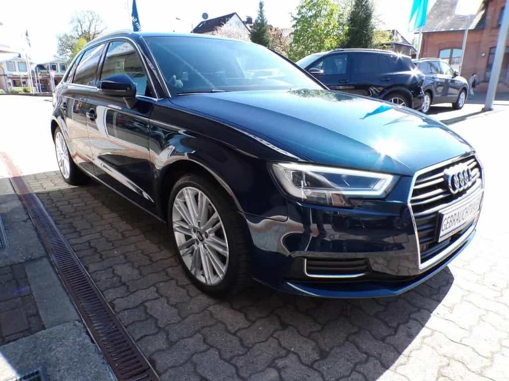 Audi A3 SPORTBACK 1.5TFSI*S-TRONIC*DESIGN*ACC*AHK*LED 02/2019-photo-26