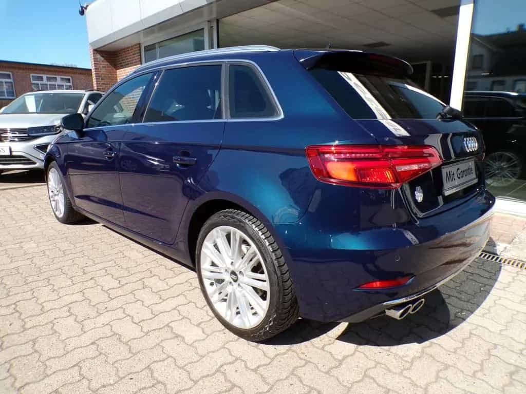 Audi A3 SPORTBACK 1.5TFSI*S-TRONIC*DESIGN*ACC*AHK*LED 02/2019-photo-27
