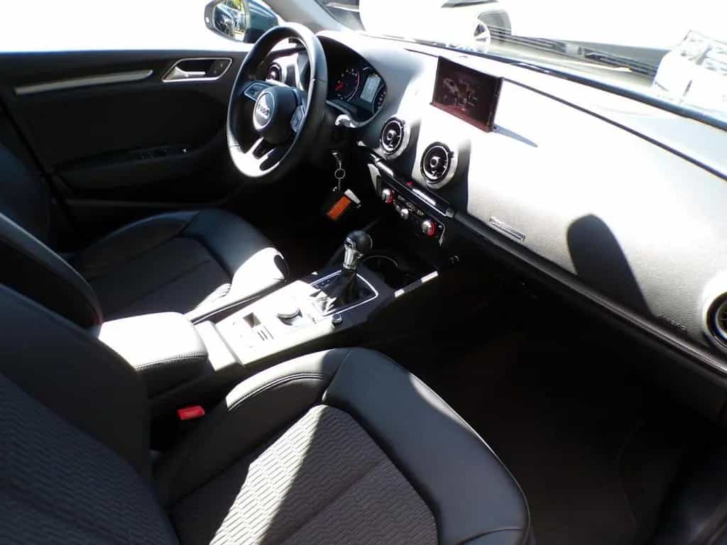 Audi A3 SPORTBACK 1.5TFSI*S-TRONIC*DESIGN*ACC*AHK*LED 02/2019-photo-3