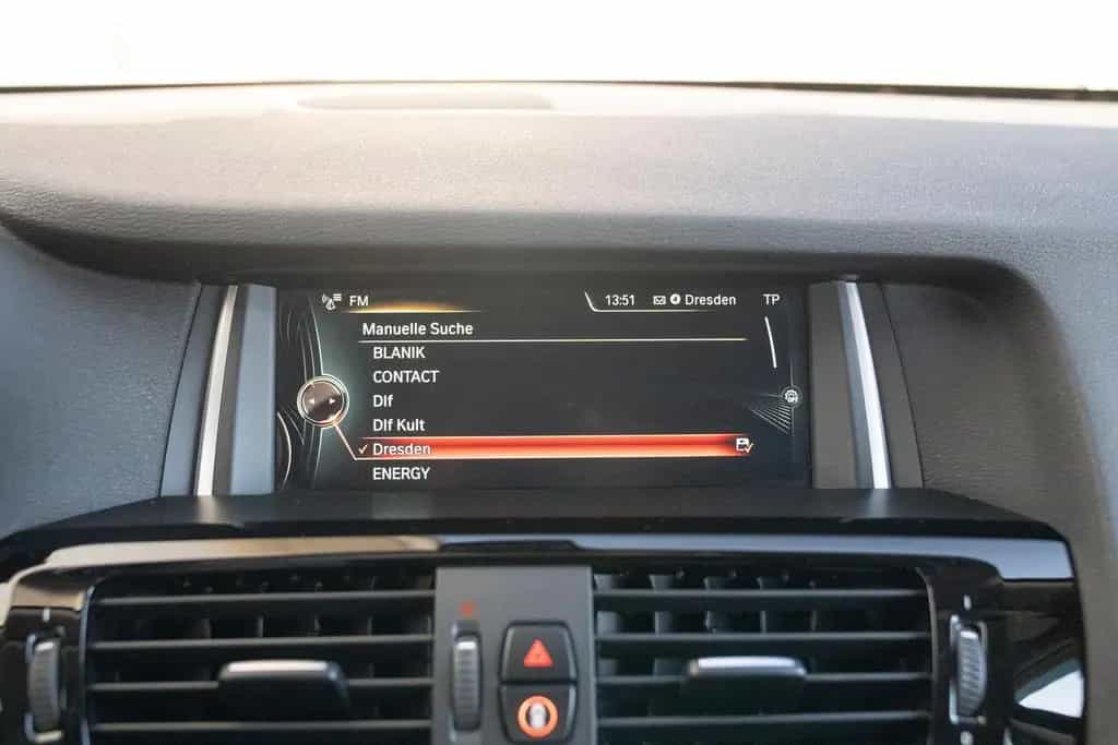 BMW X3 xDrive 35 i 3.0*XENON*AHK*KAMERA* 07/2015-photo-21