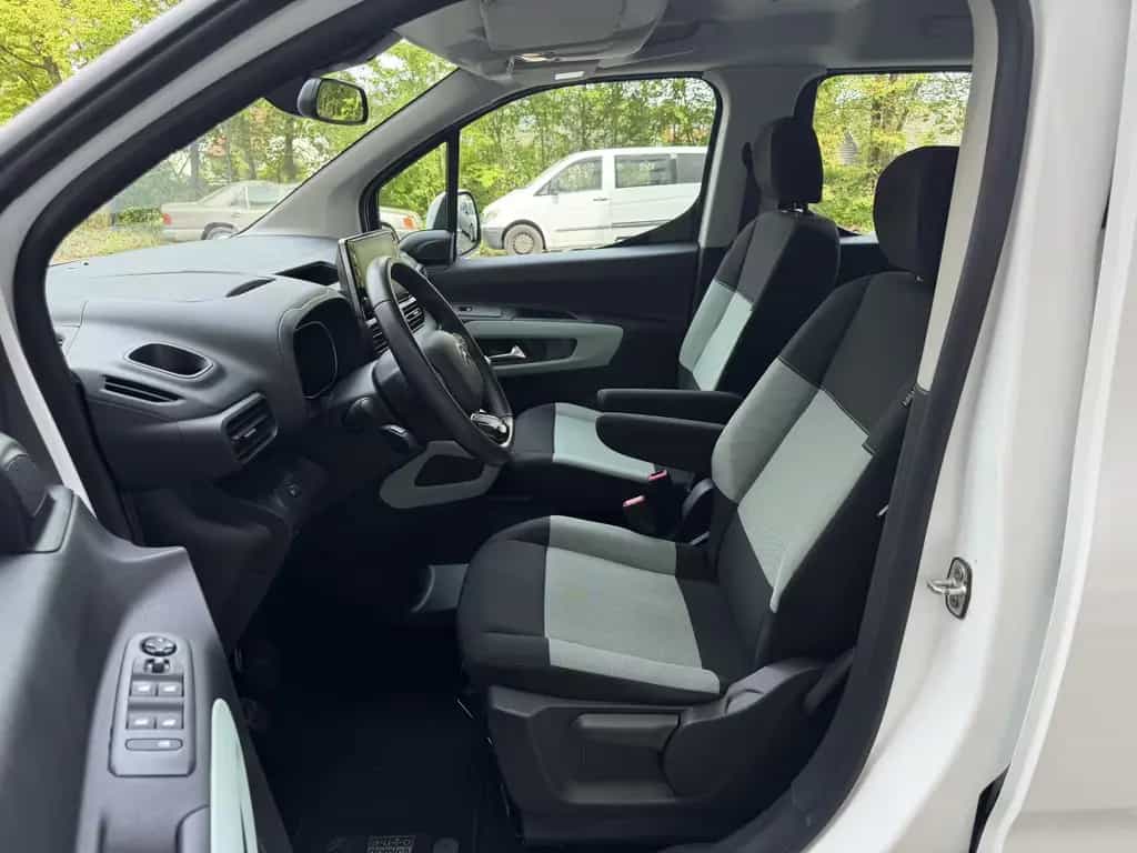 Citroën Berlingo Feel M aus 1-Hand | Tempomat & PDC 11/2018-photo-13