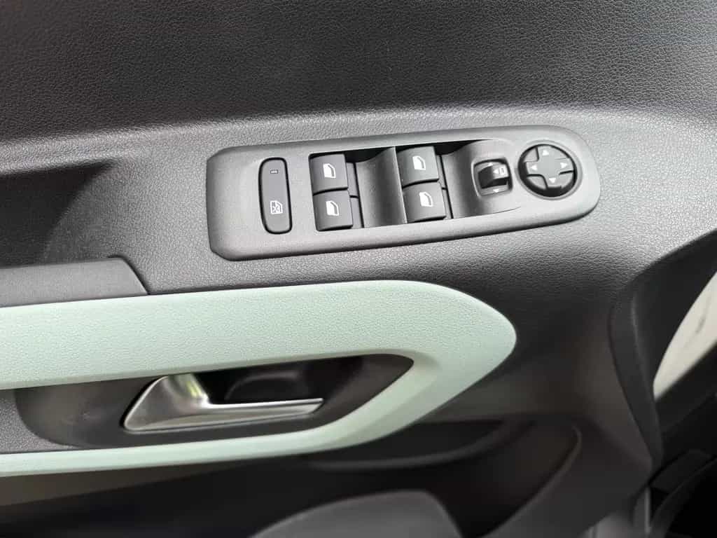 Citroën Berlingo Feel M aus 1-Hand | Tempomat & PDC 11/2018-photo-26