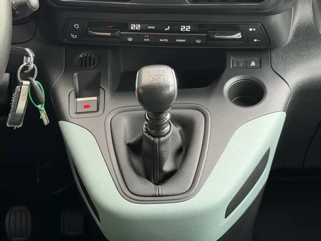 Citroën Berlingo Feel M aus 1-Hand | Tempomat & PDC 11/2018-photo-36
