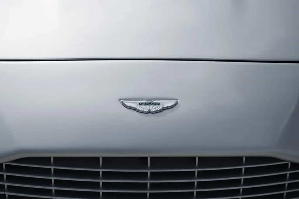 Aston Martin AR1 - 240 Miles - 84 of 99 Ex. - Just Serviced 07/2003-photo-17