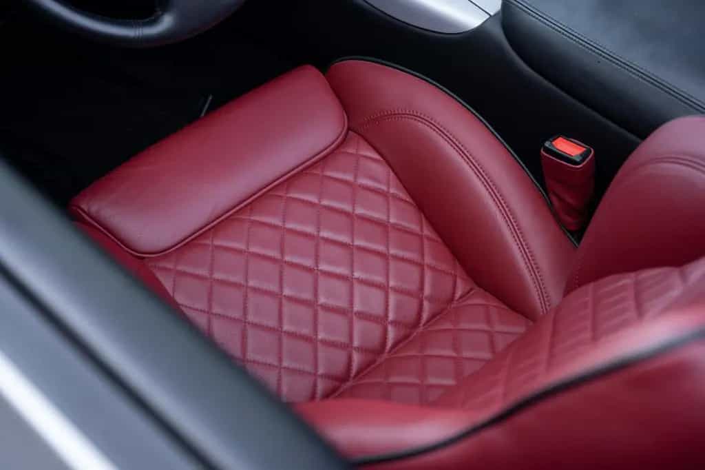 Aston Martin AR1 - 240 Miles - 84 of 99 Ex. - Just Serviced 07/2003-photo-26