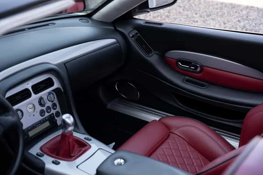 Aston Martin AR1 - 240 Miles - 84 of 99 Ex. - Just Serviced 07/2003-photo-27