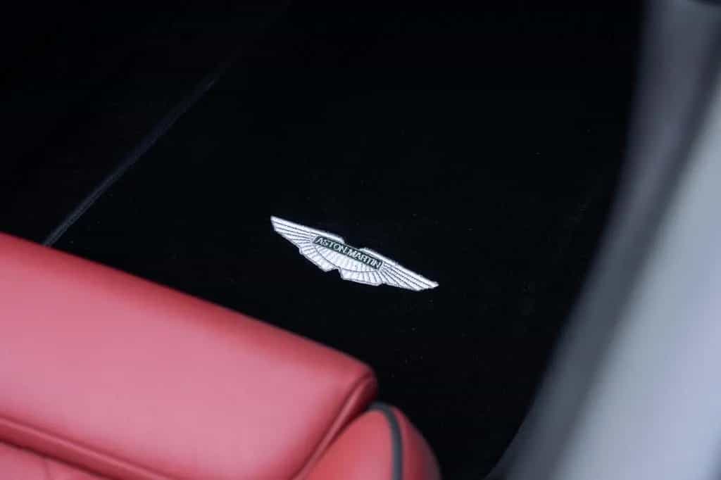 Aston Martin AR1 - 240 Miles - 84 of 99 Ex. - Just Serviced 07/2003-photo-30