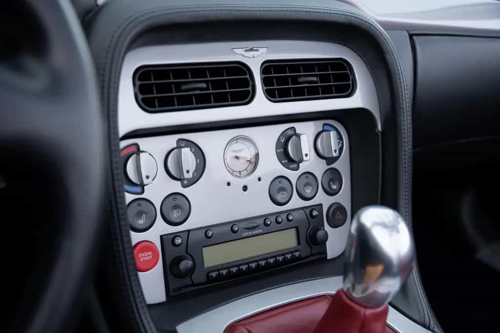 Aston Martin AR1 - 240 Miles - 84 of 99 Ex. - Just Serviced 07/2003-photo-33